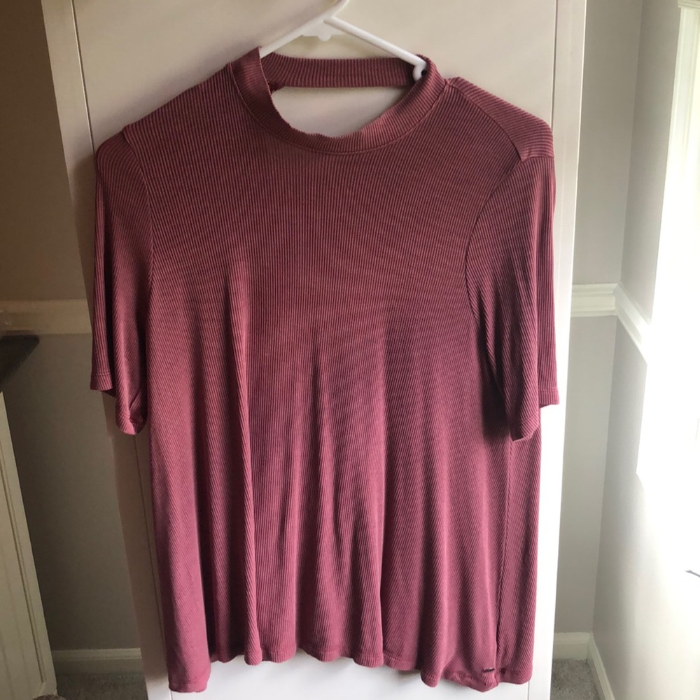 Partial turtleneck pink shirt